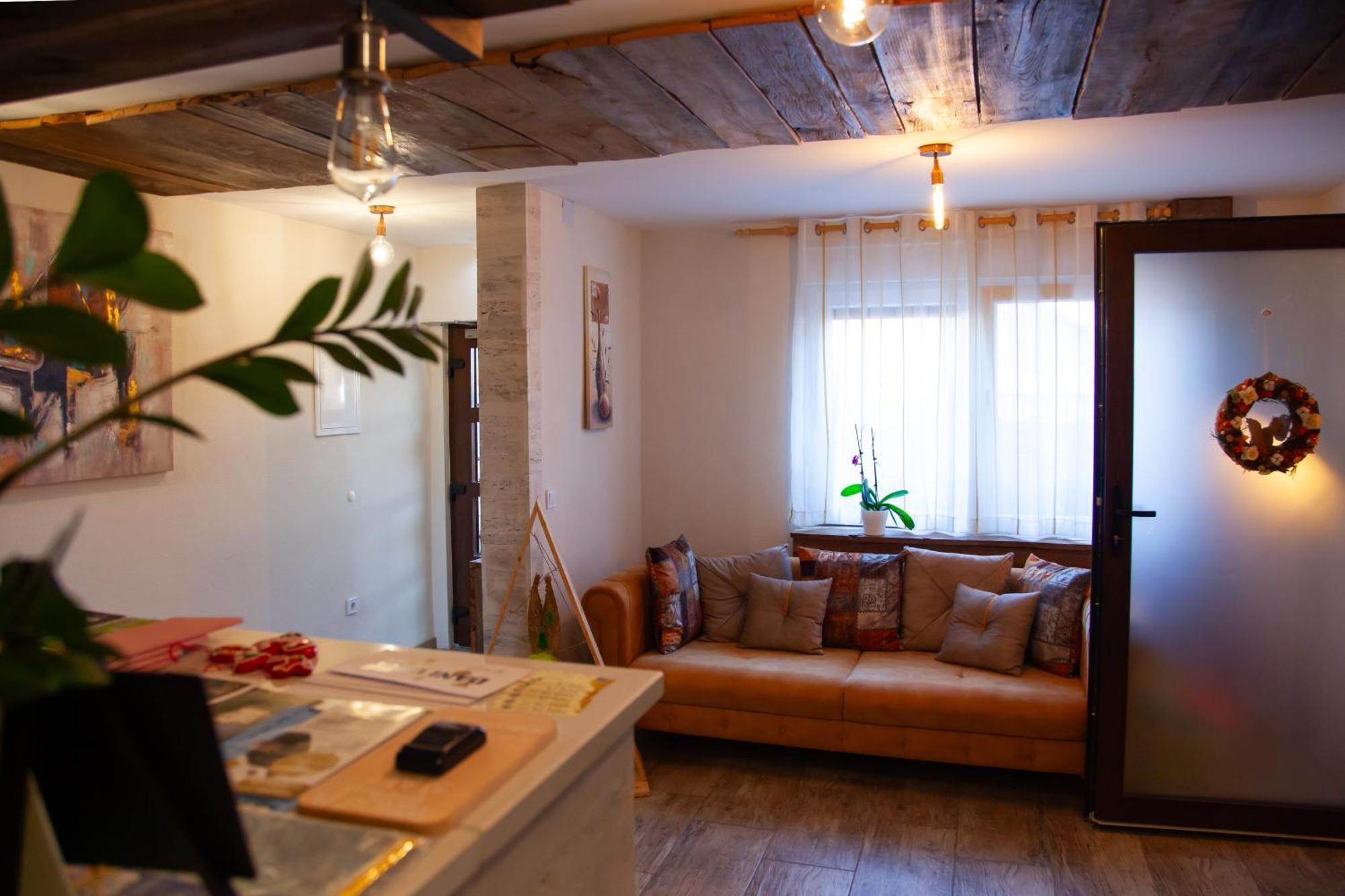 Sobe App Moj Hir Bed And Breakfast Jastrebarsko Exteriör bild